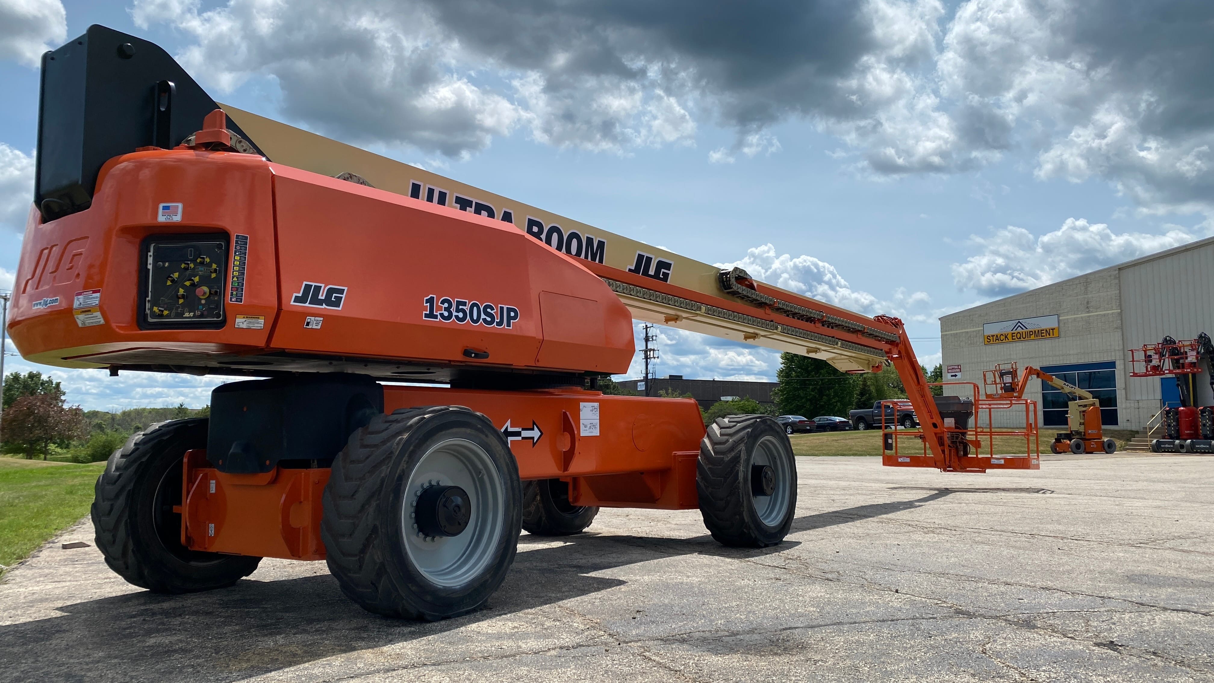 Painted JLG 1350SJP Boom Lift